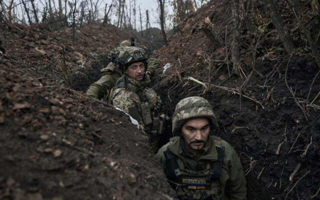 Urgent : les combats se poursuivent dans l'est de l'Ukraine